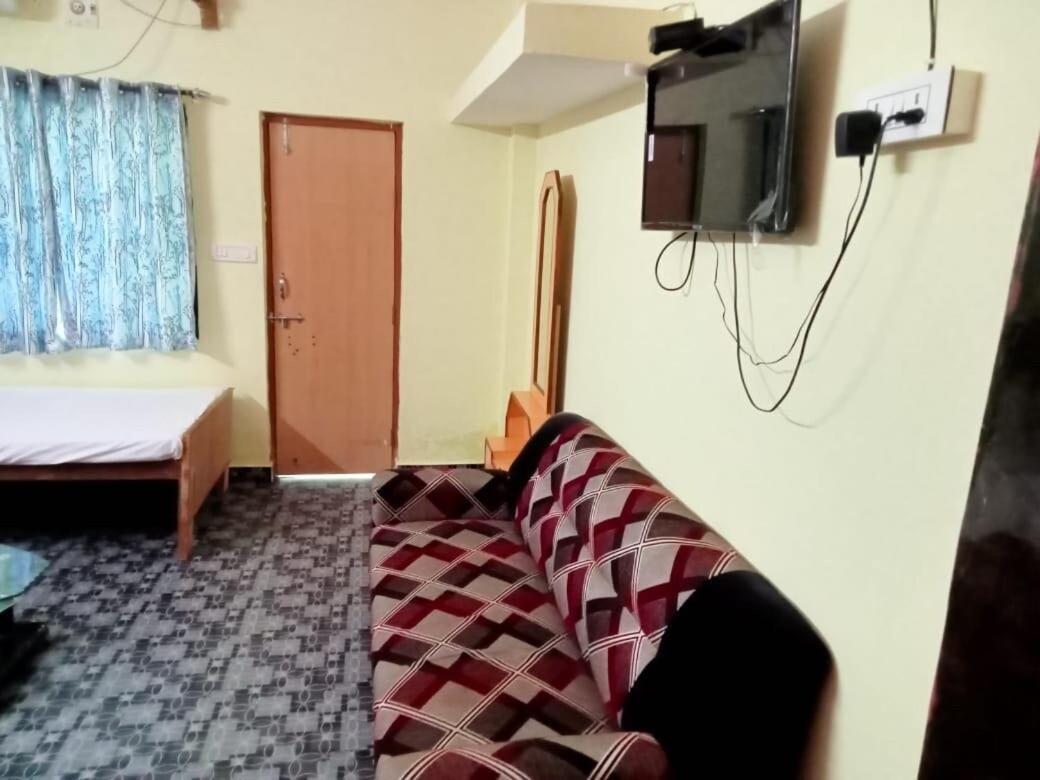Oyo Flagship Tadoba Tiger Resort Mohurli Esterno foto